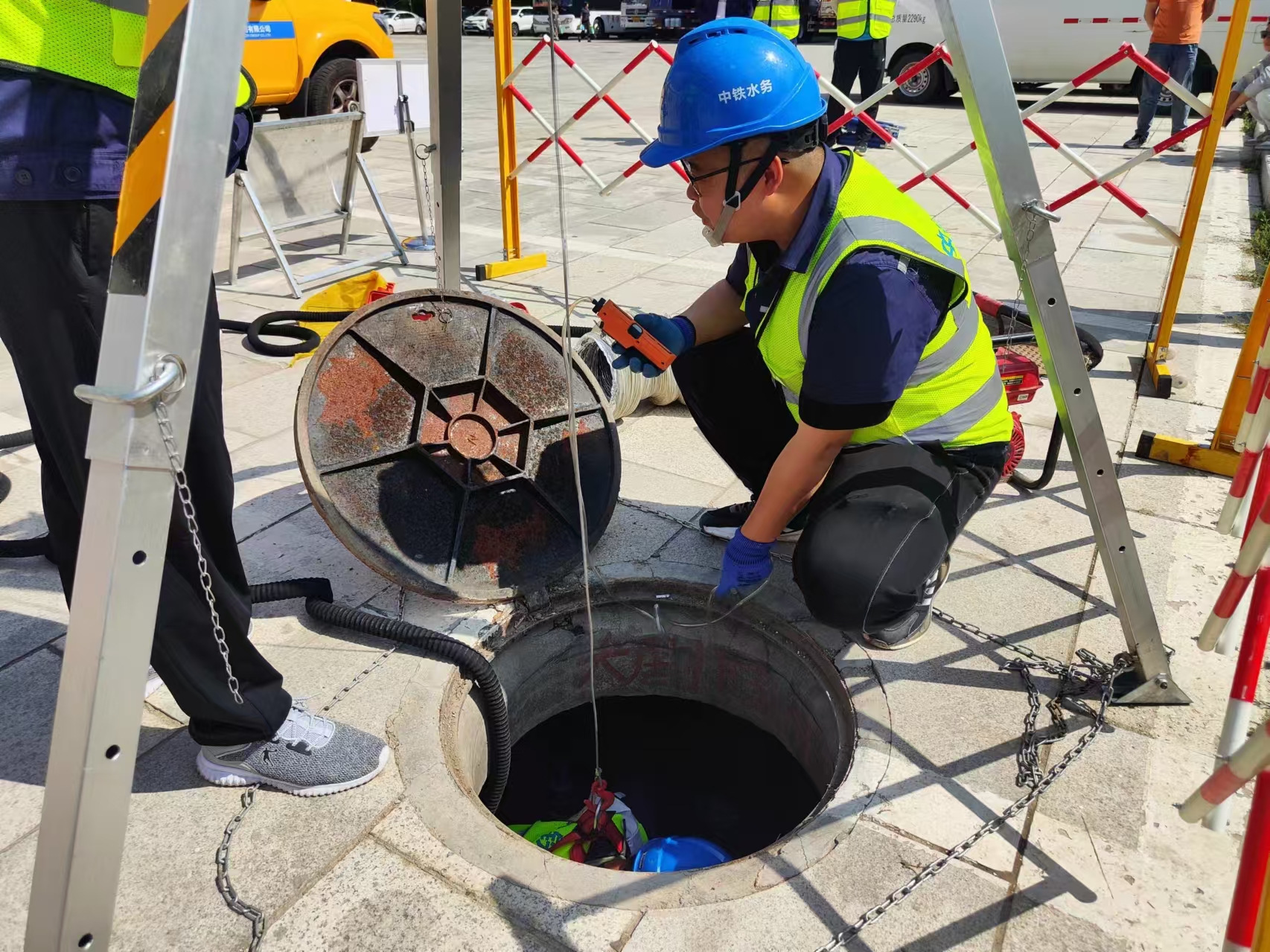 “雷霆行动”有限空间作业应急救援演练
